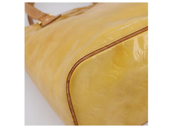 Sac à main LOUIS VUITTON Monogram Vernis Houston Beige M91004 LV Auth BA14836 - vue 15