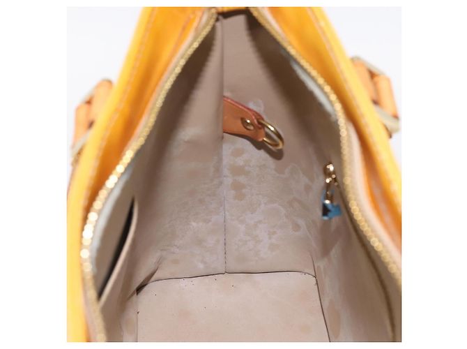 Sac à main LOUIS VUITTON Monogram Vernis Houston Beige M91004 LV Auth BA14836 - vue 20