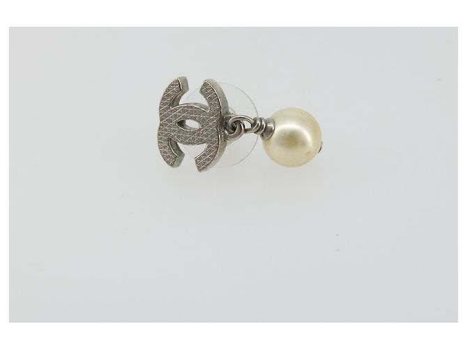 Orecchini CHANEL COCO Mark Pierce metallo Argento CC Auth 195942A - vista 8