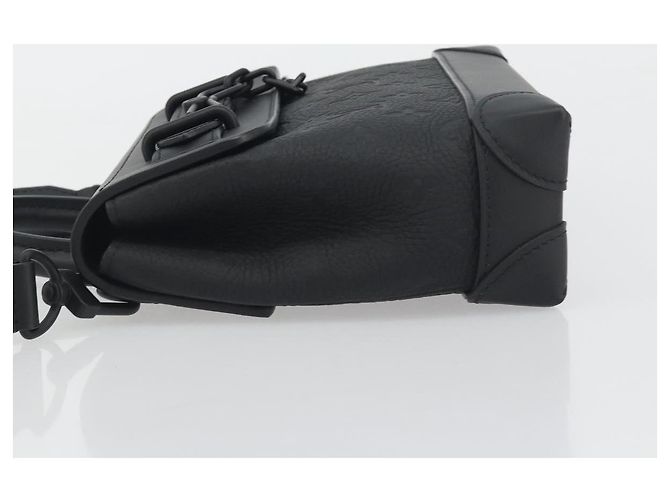 LOUIS VUITTON Taurillon Clemence Monogram Steamer PM Black M24436 Auth 196000SM Nero - vista 4