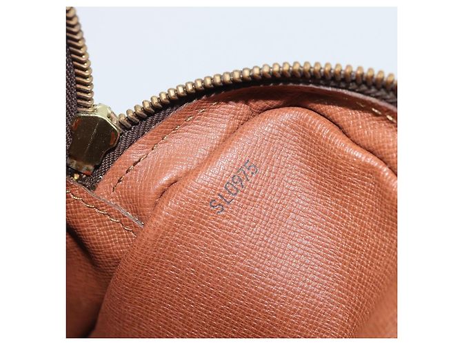 LOUIS VUITTON Monogram Marly Dragonne GM Clutch Bag M51825 LV Auth 196273 Monogramme - vue 12