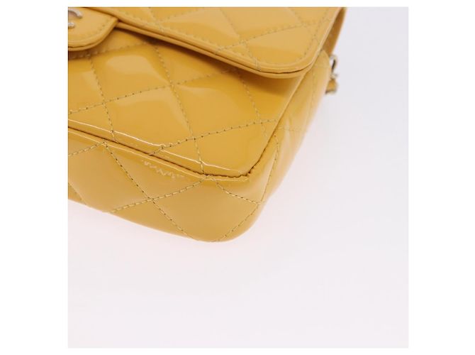 Borsa a tracolla CHANEL COCO Mark Chain in pelle verniciata Giallo Gold CC Auth 196819SAM D'oro - vista 16
