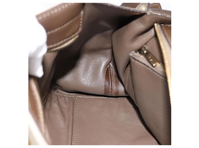 Borsa Salvatore Ferragamo Gancini Canvas 2way Beige Gold Auth 196765 D'oro - vista 25