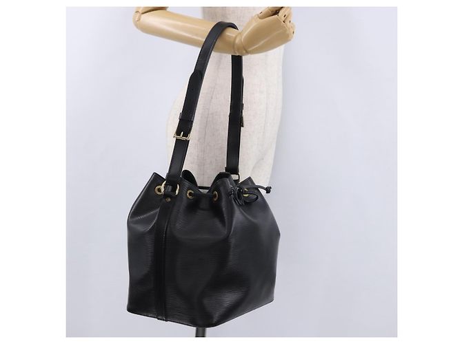 LOUIS VUITTON Bolsa de Ombro Epi Petit Noe Preta M44102 LV Auth 194918SAV Preto - vista 21