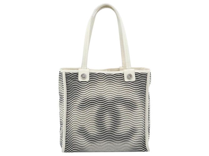 Borsa Tote CHANEL Canvas Black White Silver CC Auth bs36766 Nero Argento Bianco - vista 13