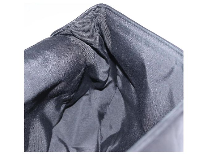Borsa a tracolla CHANEL Chain Matelasse 2.55 in pelle d'agnello nera con CC argento Auth 195955A Nero - vista 20