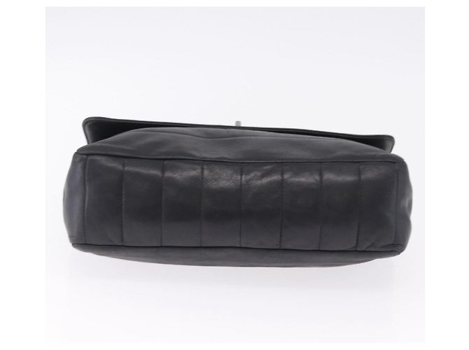Borsa a tracolla CHANEL Chain Matelasse 2.55 in pelle d'agnello nera con CC argento Auth 195955A Nero - vista 5