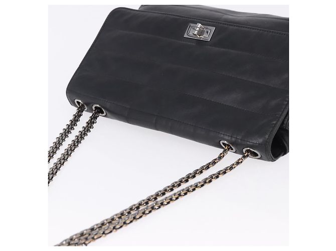 Borsa a tracolla CHANEL Chain Matelasse 2.55 in pelle d'agnello nera con CC argento Auth 195955A Nero - vista 6