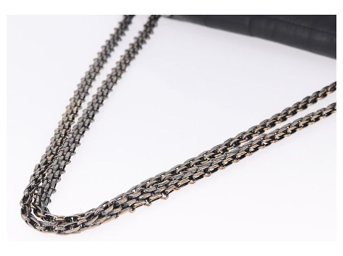 Borsa a tracolla CHANEL Chain Matelasse 2.55 in pelle d'agnello nera con CC argento Auth 195955A Nero - vista 7