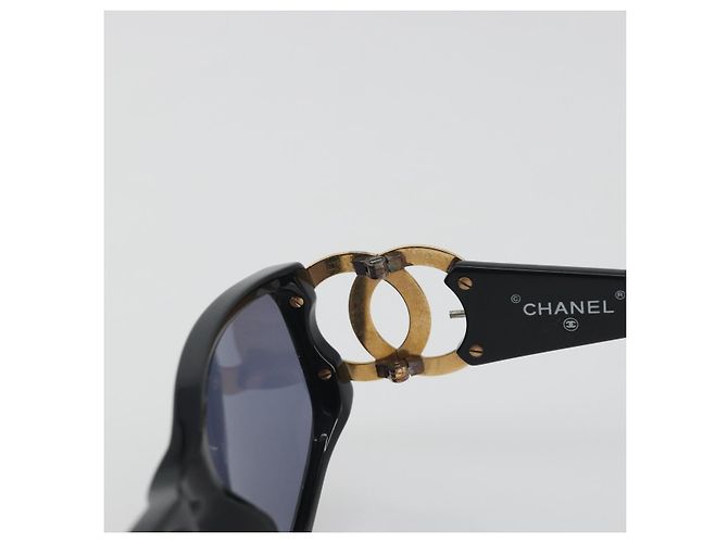 Occhiali da sole CHANEL Plastica Nero Tono Oro CC Auth bs36459 - vue 10