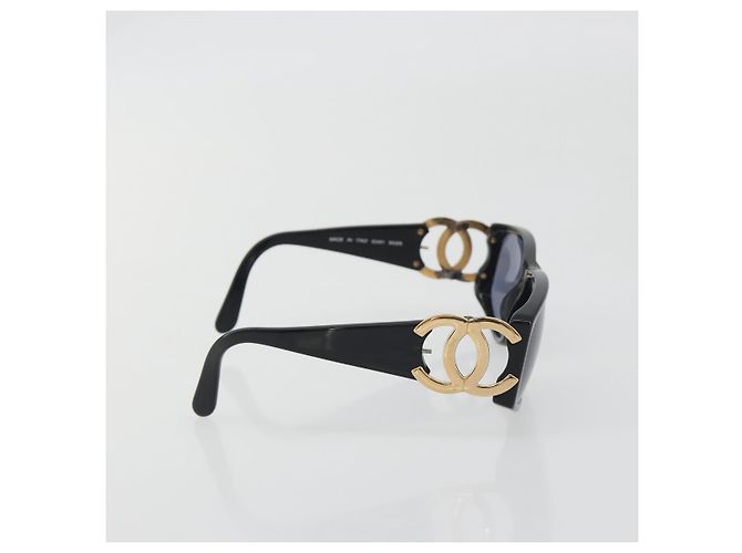 Occhiali da sole CHANEL Plastica Nero Tono Oro CC Auth bs36459 - vue 5