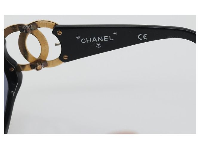 Occhiali da sole CHANEL Plastica Nero Tono Oro CC Auth bs36459 - vue 9