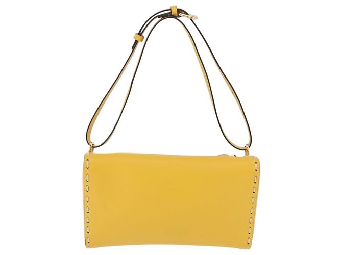 FENDI Celeria Triangle Schultertasche aus Leder Gelb Goldfarben 8BS053 Auth 195557M - Ansicht 2