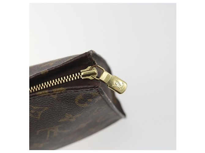 LOUIS VUITTON Monogram Poche Toilette 26 Pouch M47542 LV Auth 194388 Monogramma - vista 9