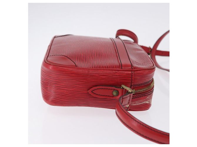 LOUIS VUITTON Epi Trocadero 23 Shoulder Bag Red M52307 LV Auth 196806 Rosso - vista 3
