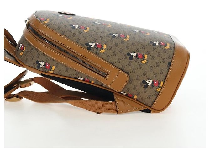 Zaino GUCCI Micro GG Supreme Disney PVC Beige Gold 552884 Auth 192557SM - vista 3