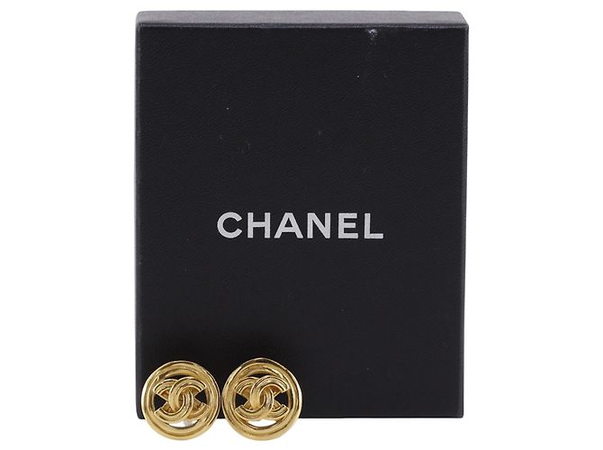 Orecchini a clip rotondi Chanel CC placcati oro D'oro - vista 13