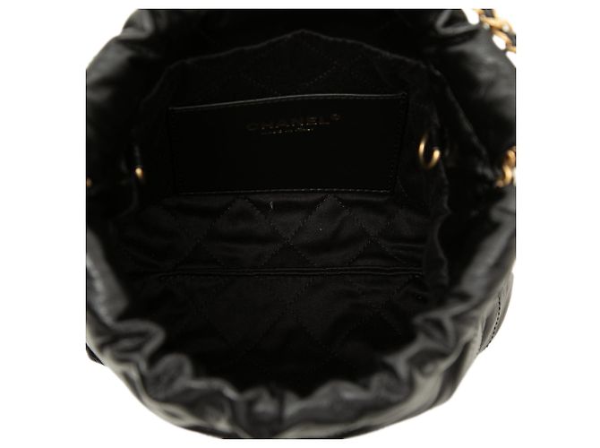 Borsa Chanel Mini Shiny Calfskin 22 Nera Nero - vista 4
