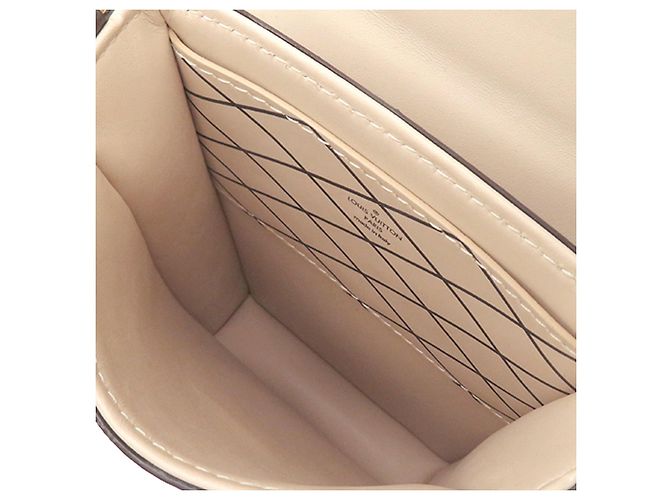Borsa a tracolla Louis Vuitton Monogram Reverse Pochette Trunk Verticale Marrone - vista 4