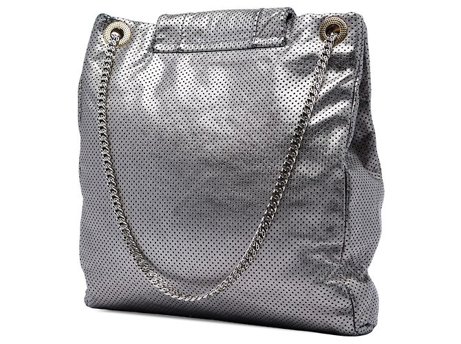 Tote Drill Chanel in vitello metallizzato craquelé e traforato Argento - vista 2