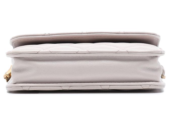 Clutch Chanel Mini Quilted Lambskin Pearl Crush Marrone con Catena e Tracolla - vista 3