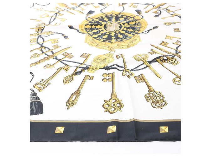 Hermès Carré 90 "LES CLES" Foulard di seta in Nero Beige - vista 5