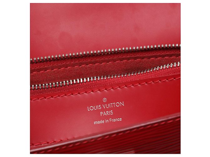 Twist Borsa Louis Vuitton Epi Sevigne rossa Rosso - vista 5