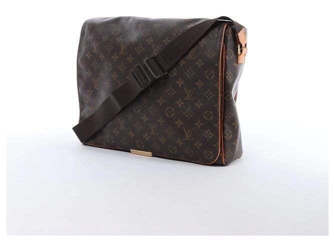 Borsa a tracolla Louis Vuitton Abbesses Monogram Canvas in marrone M45257 - vista 2