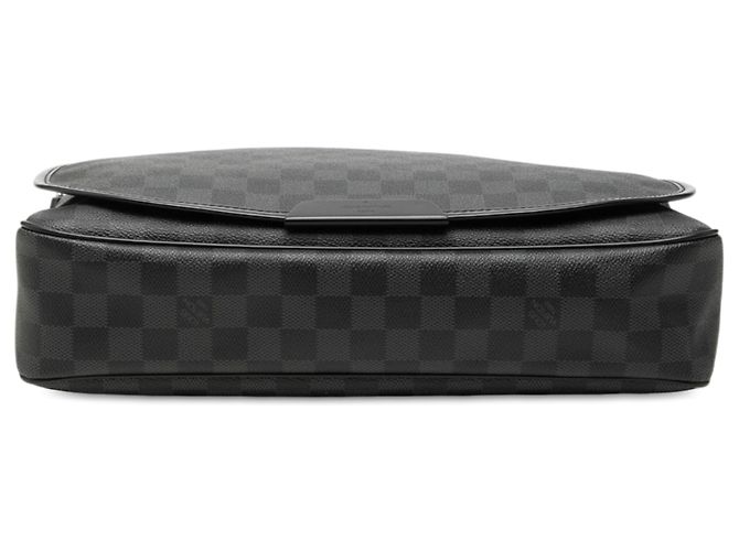 Borsa a tracolla Louis Vuitton Daniel MM Damier Graphite Nera Nero - vista 3