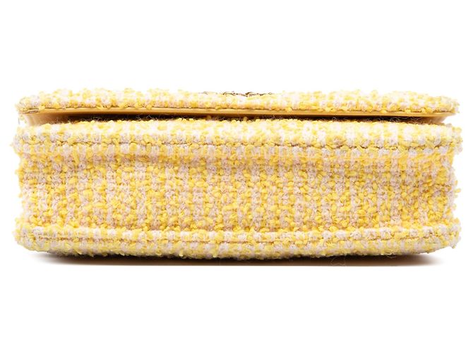 Borsa Chanel 19 Wallet On Chain in tweed giallo - vista 3