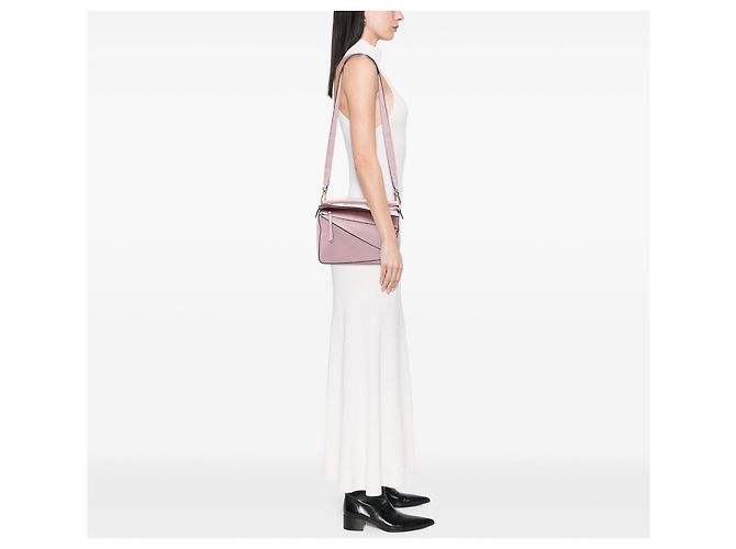 Borsa Puzzle Medium in pelle di vitello rosa LOEWE - vista 6
