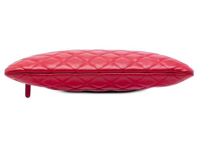 Clutch Chanel Medium Quilted Lambskin O Case Rossa Rosso - vista 3