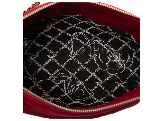 Borsa a tracolla Chanel Hawaii in jersey matelassé rossa Rosso - vista 4