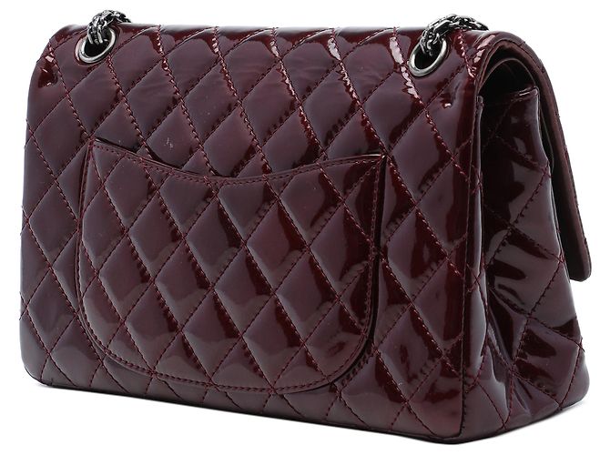 Borsa a tracolla Chanel Reissue 2.55 Double Flap 226 in vernice matelassé rossa Rosso - vista 2