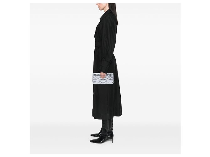 Clutch Chanel 31 in vitello metallizzato matelassé argento - vista 5