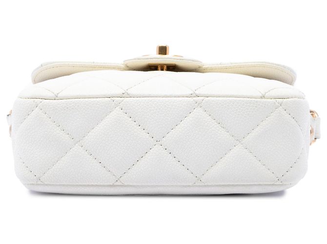Borsa a tracolla Chanel Mini CC Quilted Caviar Messenger Flap Bianca Bianco - vista 3
