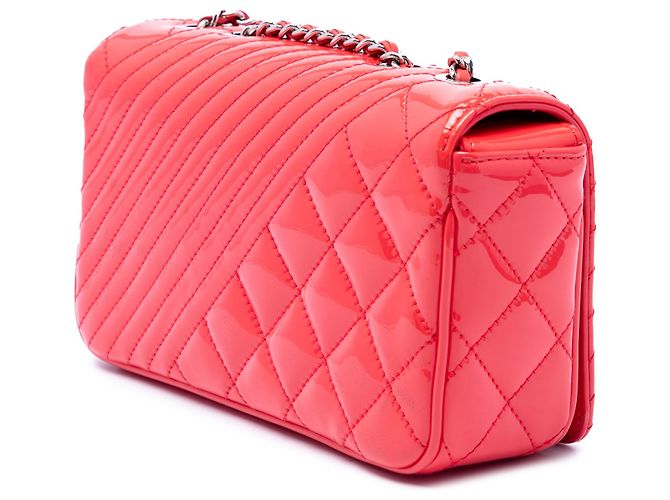 Borsa a tracolla Chanel Small Quilted Patent Coco Boy Flap rossa Rosso - vista 2
