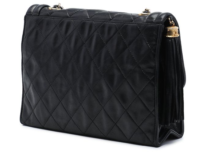Black Chanel gesteppte Lammleder Schultertasche mit Quaste Schwarz - Ansicht 2