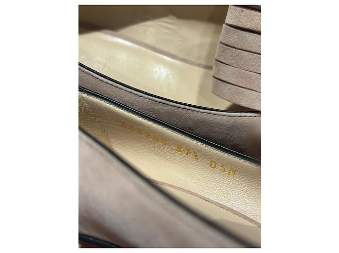 Zapatos de tacón Gucci Marmont con flecos en ante rosa - vista 4