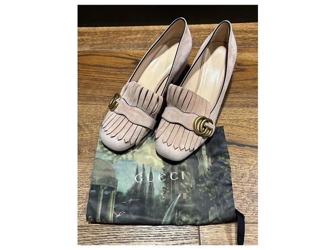 Zapatos de tacón Gucci Marmont con flecos en ante rosa - vista 5