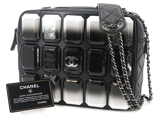 Borsa Camera Chanel Matelassé Nero Bianco - vista 2