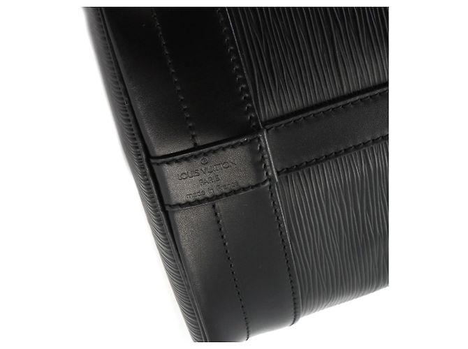 Borsa a tracolla Louis Vuitton Epi Noe Nero - vista 8