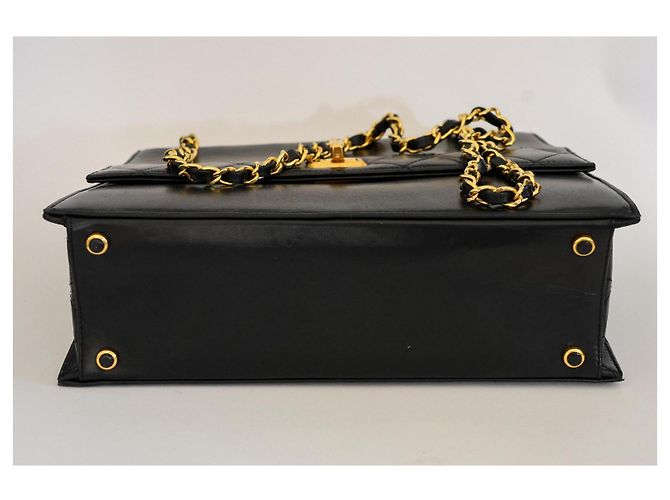 Borsa Chanel Trapeze a Patta in Pelle Matelassé Nera Nero - vista 6