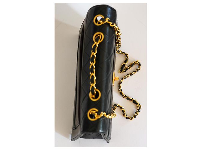 Borsa Chanel Trapeze a Patta in Pelle Matelassé Nera Nero - vista 9