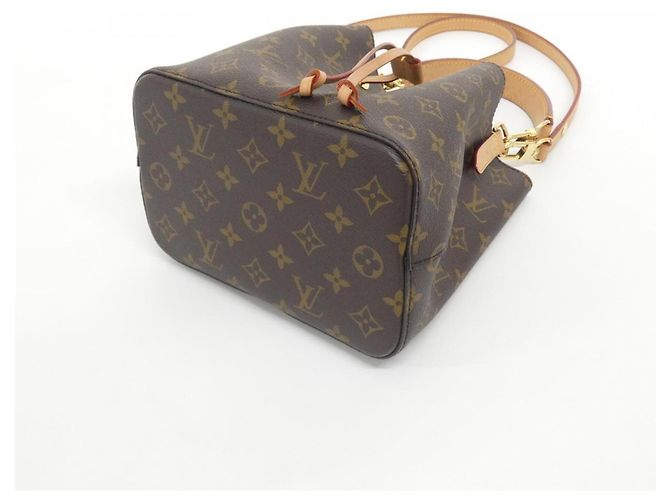 Néonoé Borsa a tracolla Louis Vuitton Monogram Neo Noe BB Marrone - vista 3