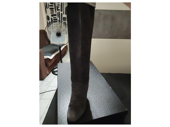 Botas altas Chanel em camurça cinza e couro prateado Metálico - vista 5