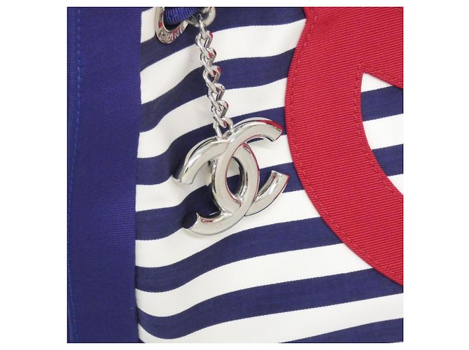 Borsa Chanel 47944 in tela blu rosso bianco - vista 8