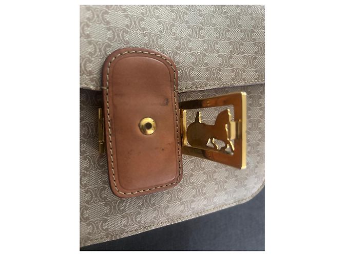 Céline Celine Triomphe Borsa a Tracolla in Tela Monogram e Pelle Marrone Beige - vista 4