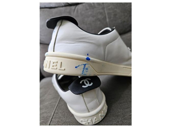 Sneakers Chanel in pelle bianca Bianco - vista 11