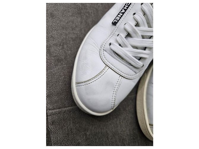 Sneakers Chanel in pelle bianca Bianco - vista 13